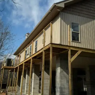 Gallery05