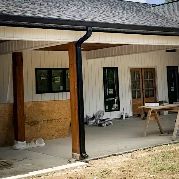 Dependable aluminum gutters ready for the storm.